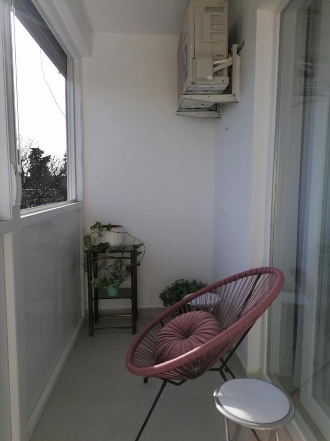 Sunny Spot Apartment Pula Luaran gambar